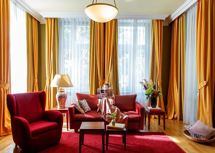 Louisa\'S Place