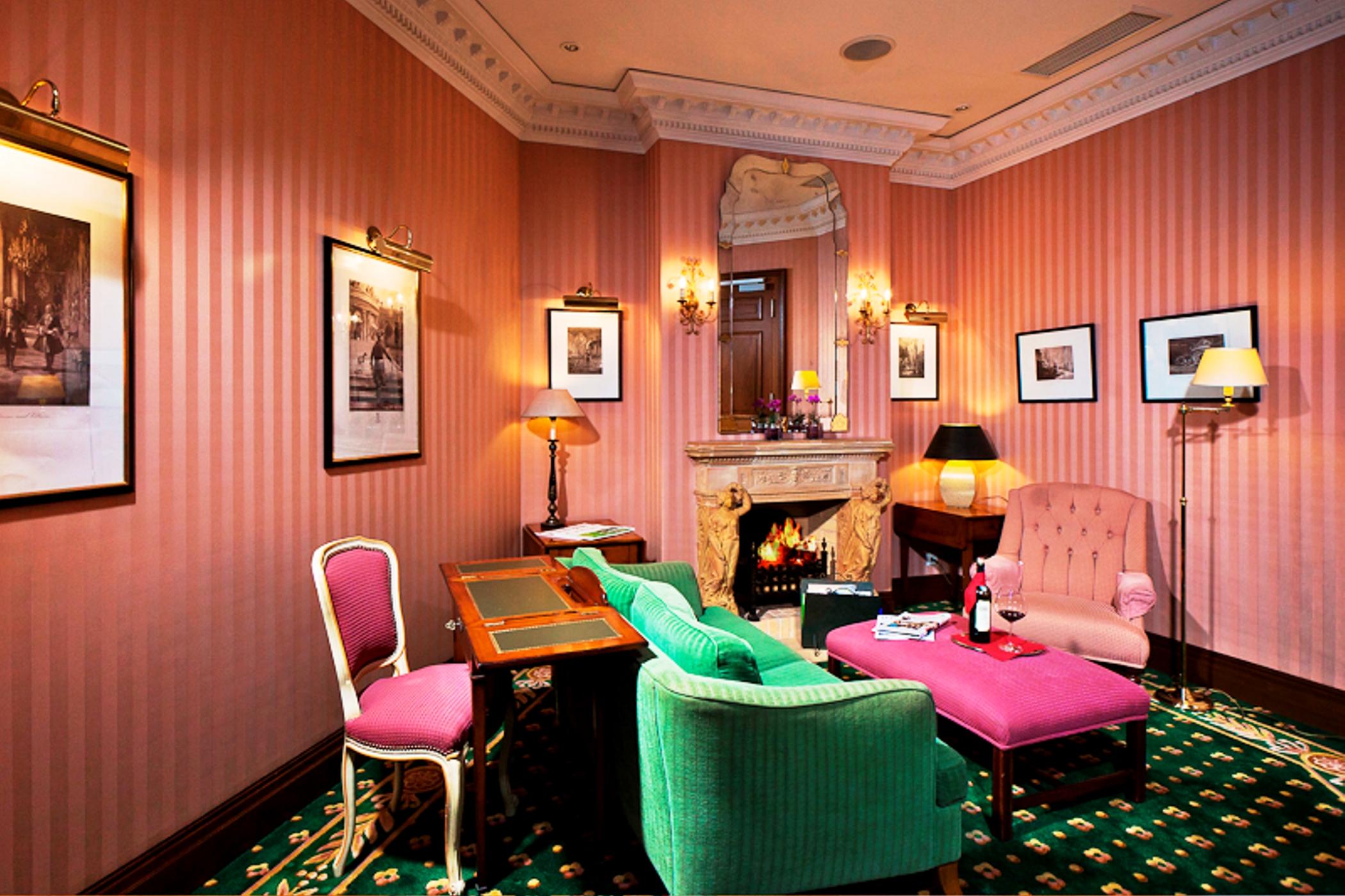 Louisa's Place Hotel 5*