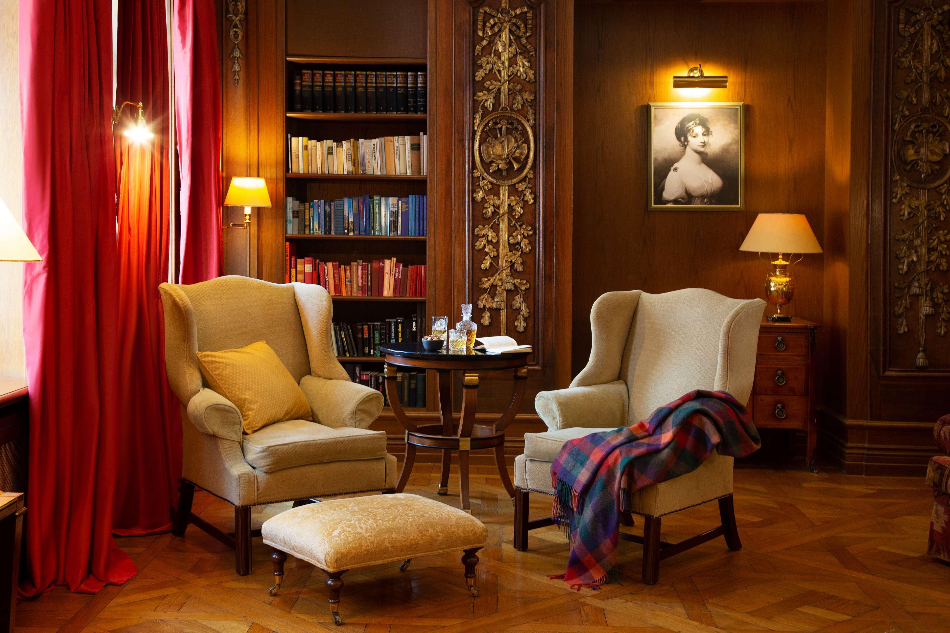 Louisa's Place Hotel