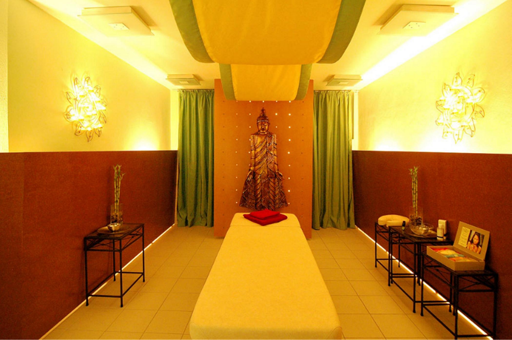 Louisa's Place Hotel 5*